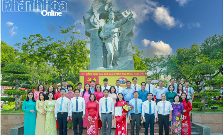 Khánh Hòa nâng cao chất lượng kết nạp, rà soát, sàng lọc đảng viên